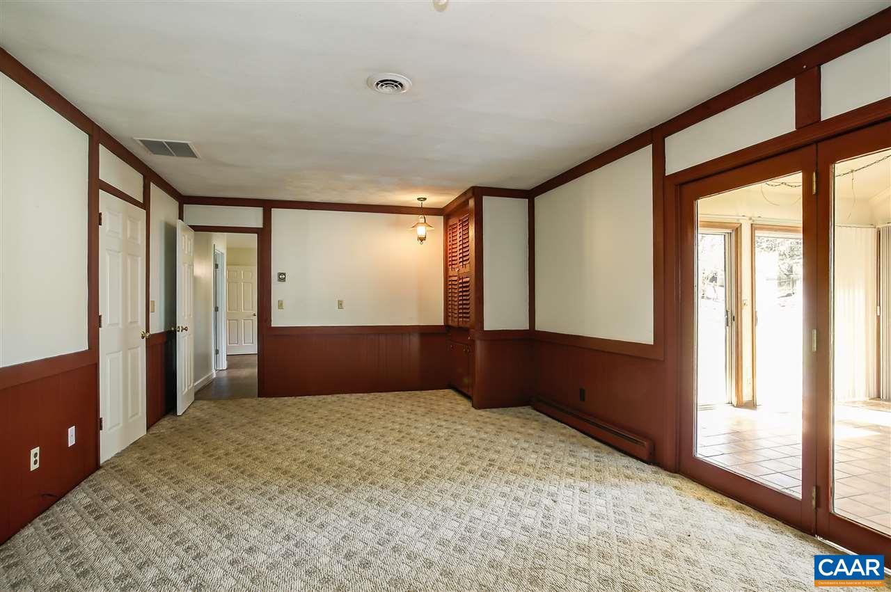 2711 Huntington Road Charlottesville, VA 22901 - Photo 16 of 39
