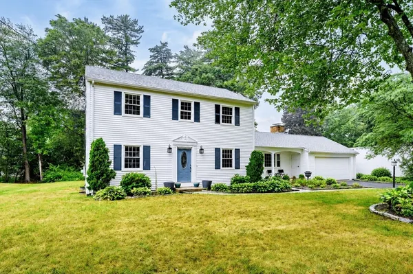 $579,900 | 18 Blokland Drive, Longmeadow, MA 01106