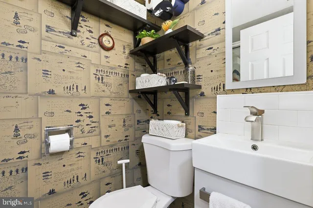 $689,900 | 5 Roseneath Court, Olney, MD 20832