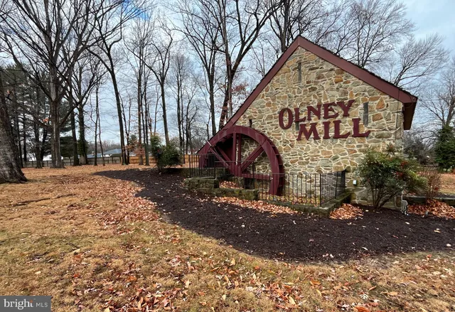 $689,900 | 5 Roseneath Court, Olney, MD 20832