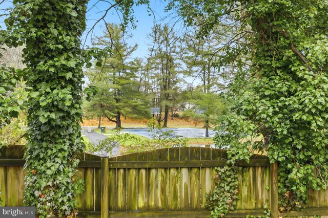 $689,900 | 5 Roseneath Court, Olney, MD 20832