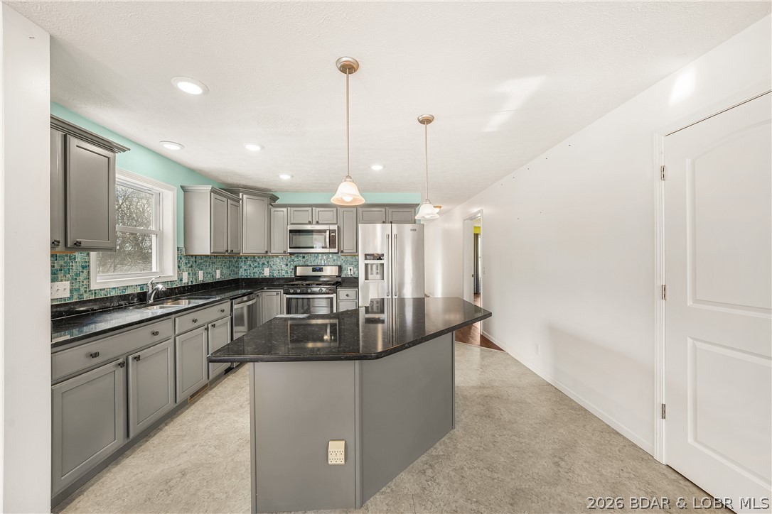 16100 Channel Lane Henley, MO 65040 - Photo 25 of 71