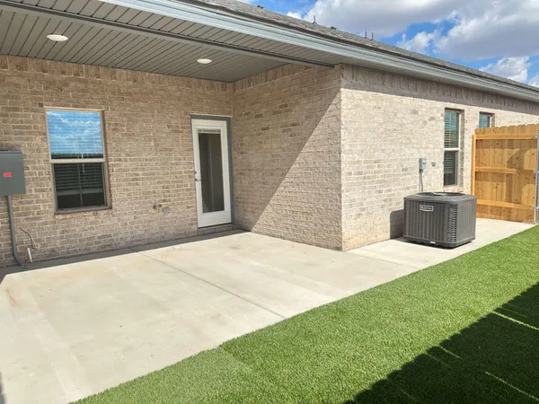 $1,595 | 7032 41st Street, Lubbock, TX 79407