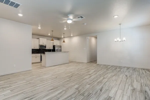 $1,595 | 7032 41st Street, Lubbock, TX 79407