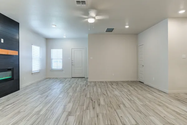 $1,595 | 7032 41st Street, Lubbock, TX 79407