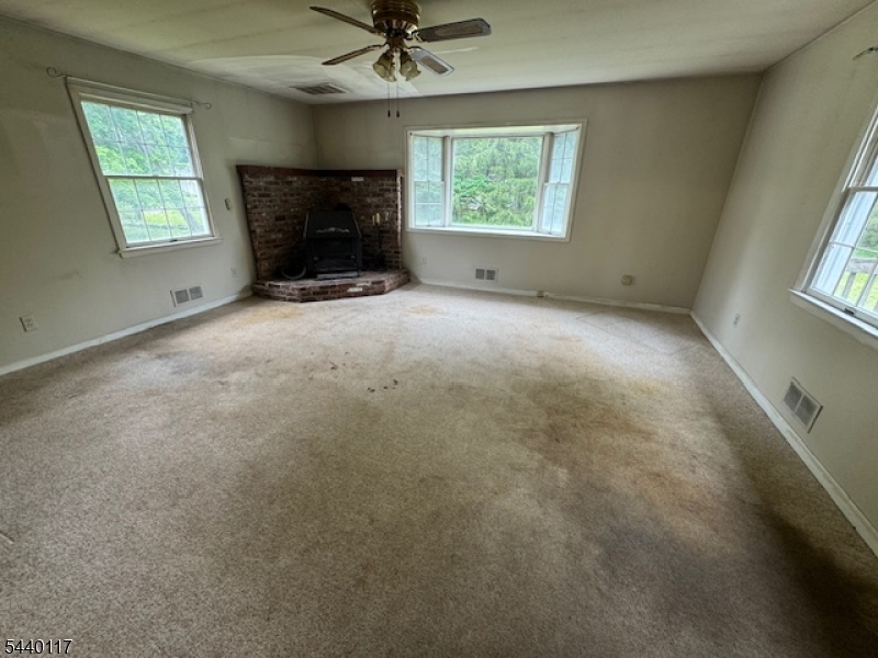 2 Shores Road Randolph, NJ 07869 - Photo 13 of 17