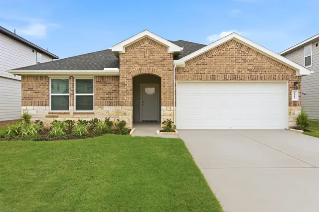 $2,400 | 4311 Windsor Forest, Fulshear, TX 77494