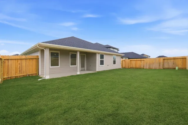 $2,400 | 4311 Windsor Forest, Fulshear, TX 77494