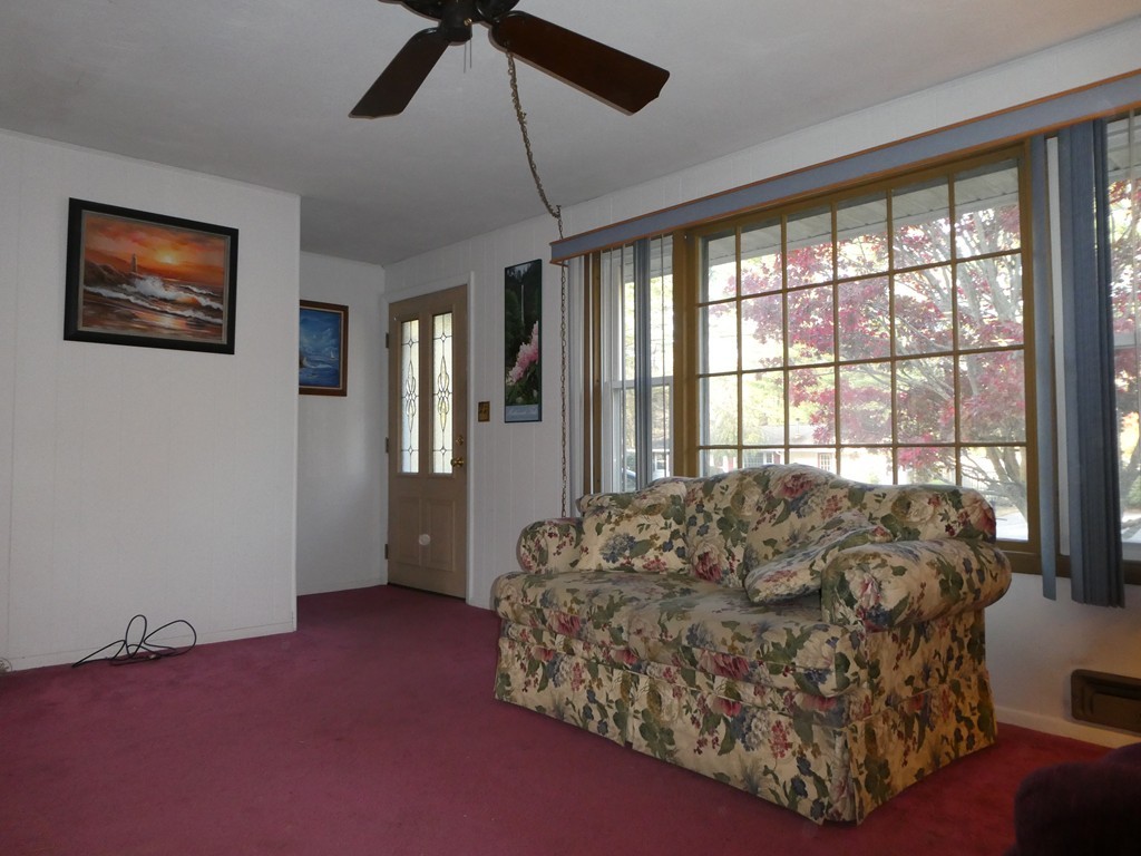 215 Nicholas Road Raynham, MA 02767 - Photo 4 of 19 Gallery Image 4