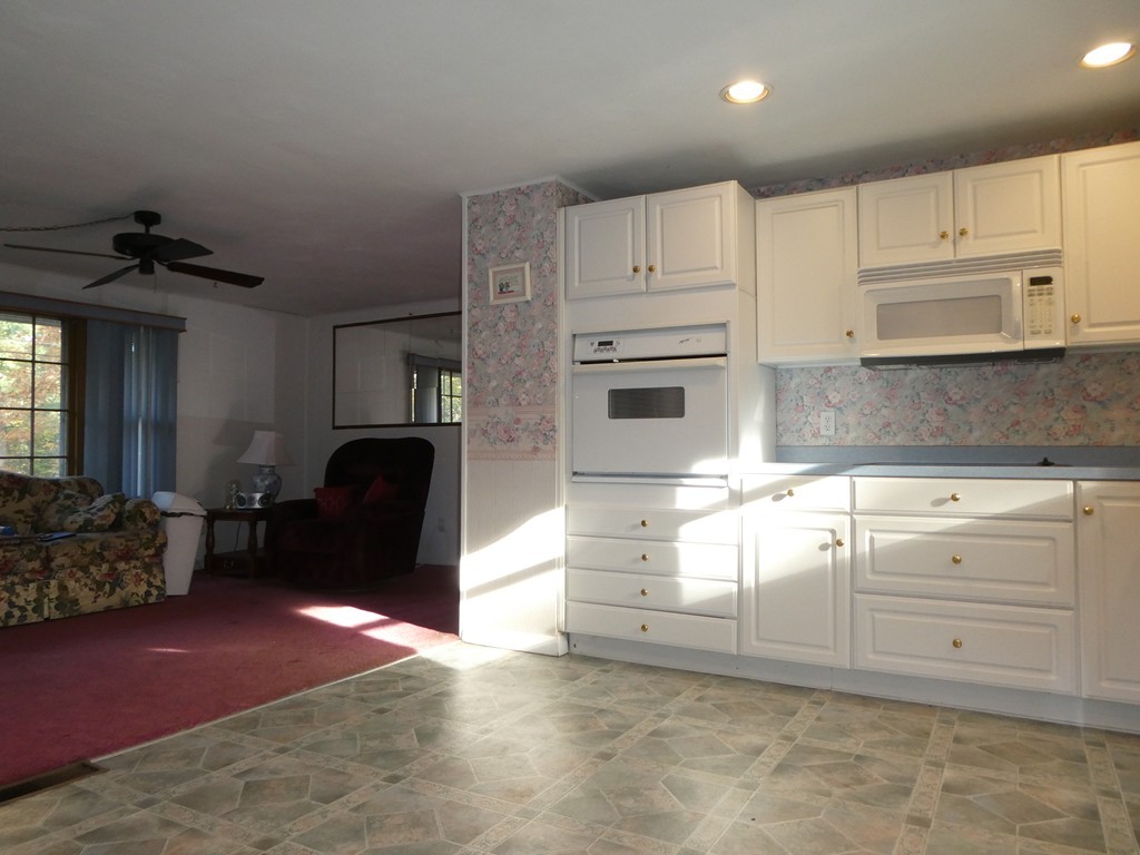 215 Nicholas Road Raynham, MA 02767 - Photo 7 of 19 Gallery Image 7