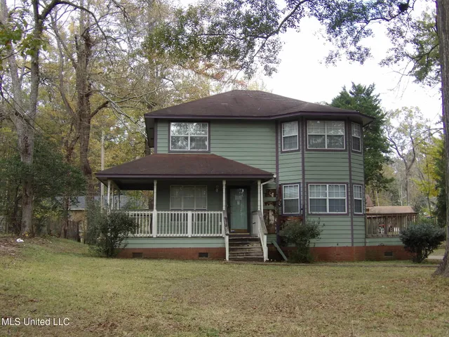 $132,500 | 19 Beverly Drive, Natchez, MS 39120