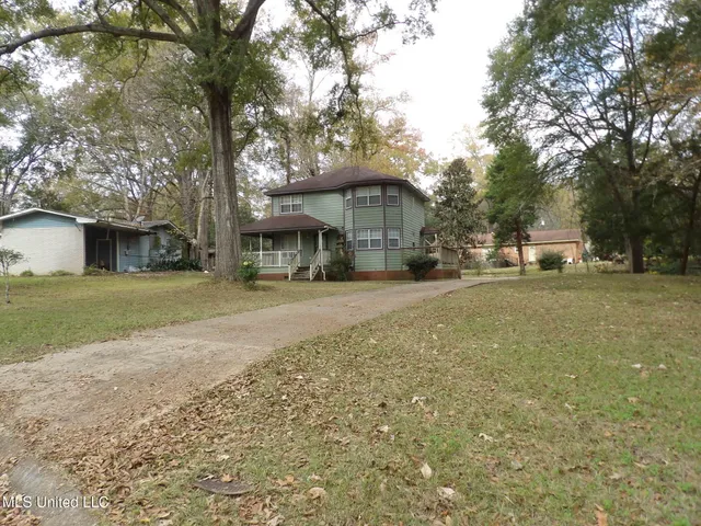$132,500 | 19 Beverly Drive, Natchez, MS 39120
