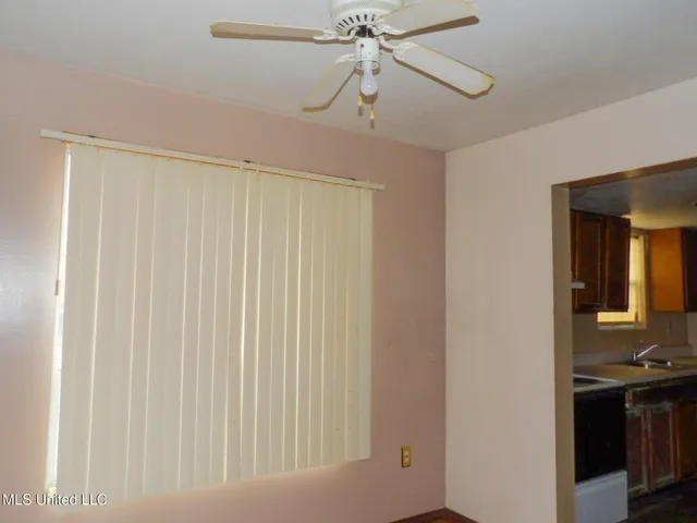 $128,500 | 19 Beverly Drive, Natchez, MS 39120