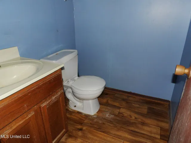 $128,500 | 19 Beverly Drive, Natchez, MS 39120