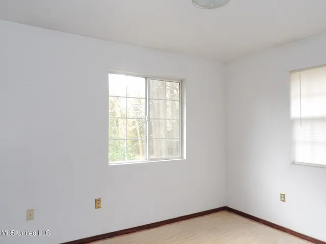 $128,500 | 19 Beverly Drive, Natchez, MS 39120