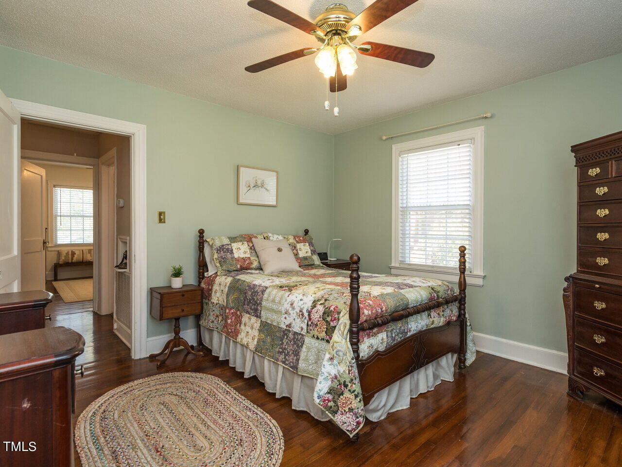 2603 North Roxboro Street Durham, NC 27704 - Photo 13 of 23 016-1280x960-first-bedroom