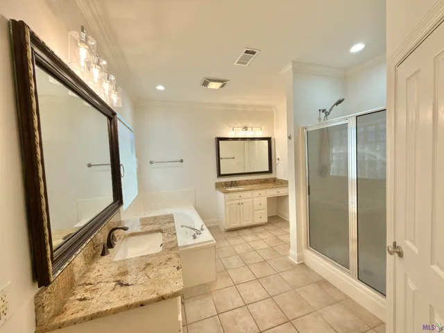 $2,700 | 10721 Hillmont Avenue, Baton Rouge, LA 70810