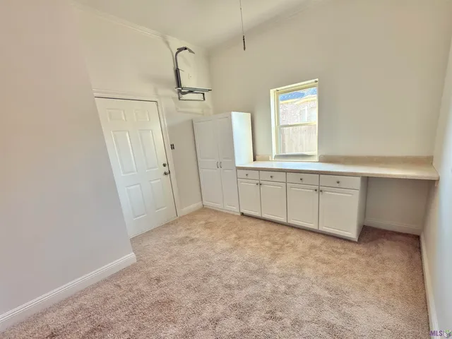 $2,700 | 10721 Hillmont Avenue, Baton Rouge, LA 70810