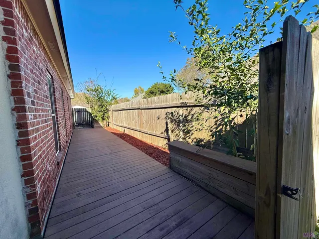 $2,700 | 10721 Hillmont Avenue, Baton Rouge, LA 70810