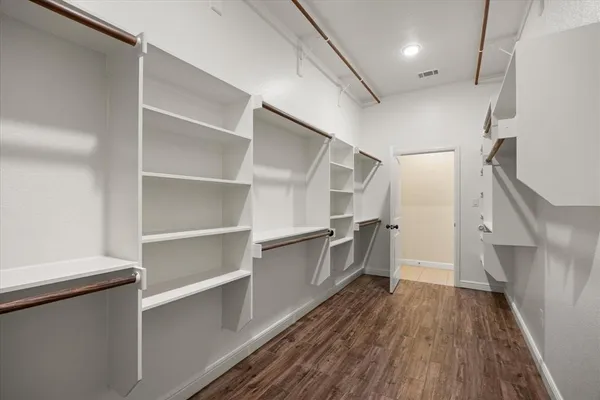 $979,000 | 1106 Iberian Court, Granbury, TX 76048