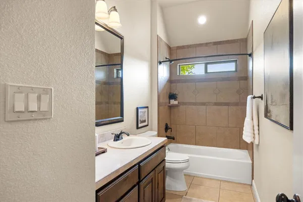 $979,000 | 1106 Iberian Court, Granbury, TX 76048