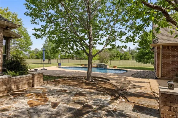 $979,000 | 1106 Iberian Court, Granbury, TX 76048