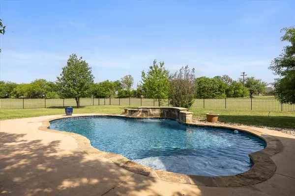 $979,000 | 1106 Iberian Court, Granbury, TX 76048