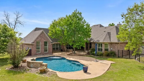 $979,000 | 1106 Iberian Court, Granbury, TX 76048