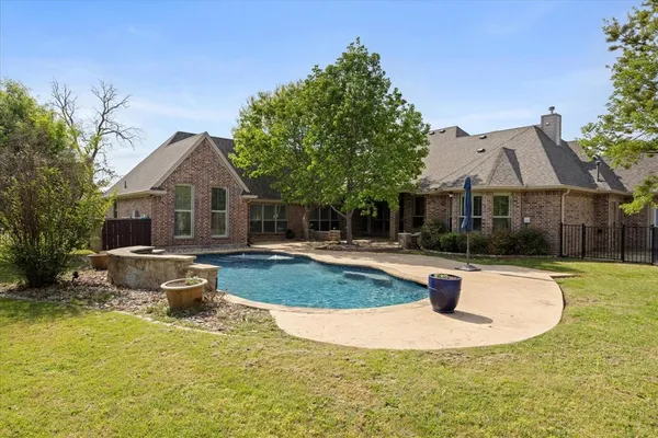 $979,000 | 1106 Iberian Court, Granbury, TX 76048