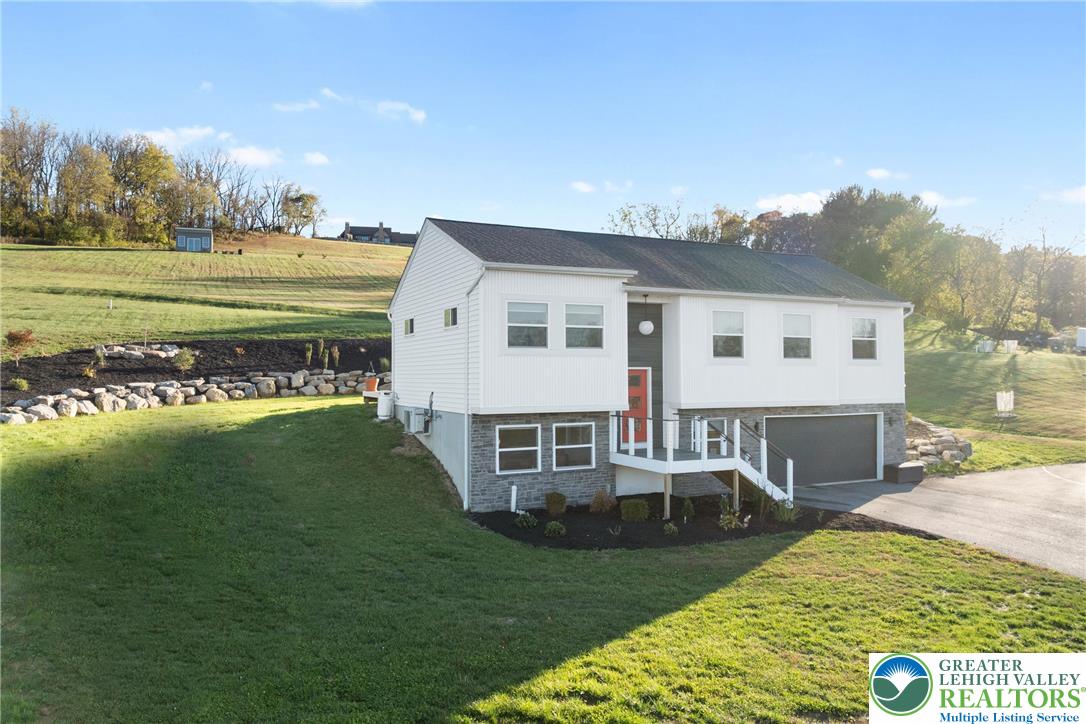 3708 Huckleberry Road Allentown, PA 18104 - Photo 3 of 61