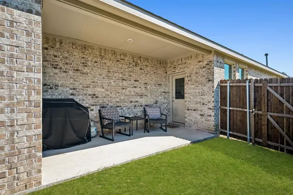 $330,000 | 1512 Helmoken Falls Drive, Anna, TX 75409