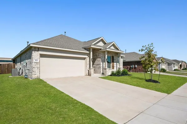 $330,000 | 1512 Helmoken Falls Drive, Anna, TX 75409