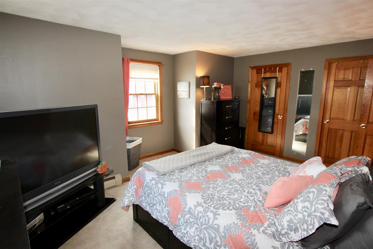 20 R Phillip Road Derry, NH 03038 - Photo 14 of 28