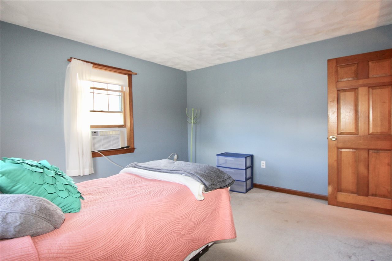 20 R Phillip Road Derry, NH 03038 - Photo 19 of 28
