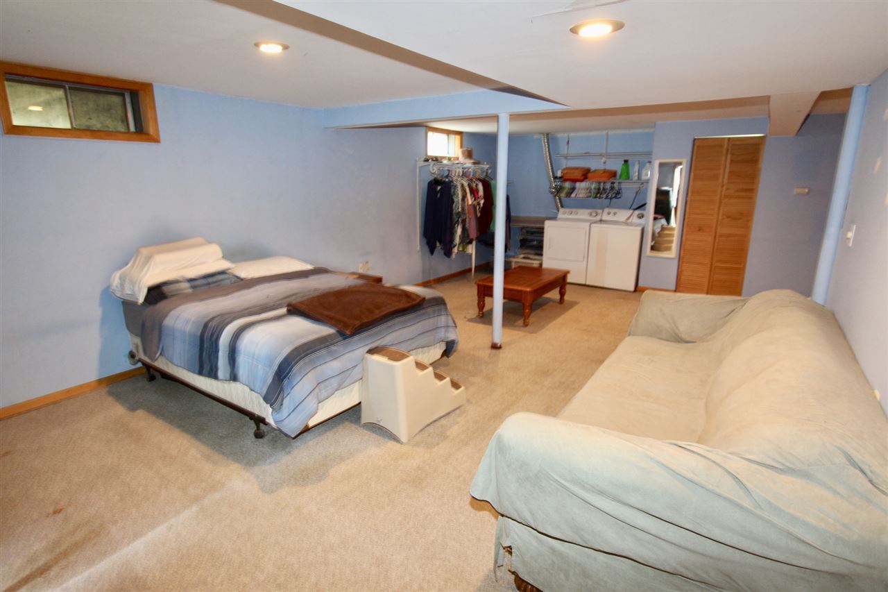 20 R Phillip Road Derry, NH 03038 - Photo 23 of 28
