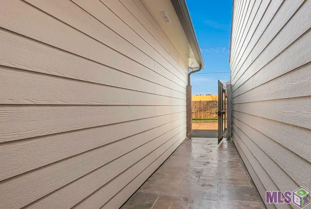 $240,000 | 14155 Highway 73, Unit 18, Prairieville, LA 70769