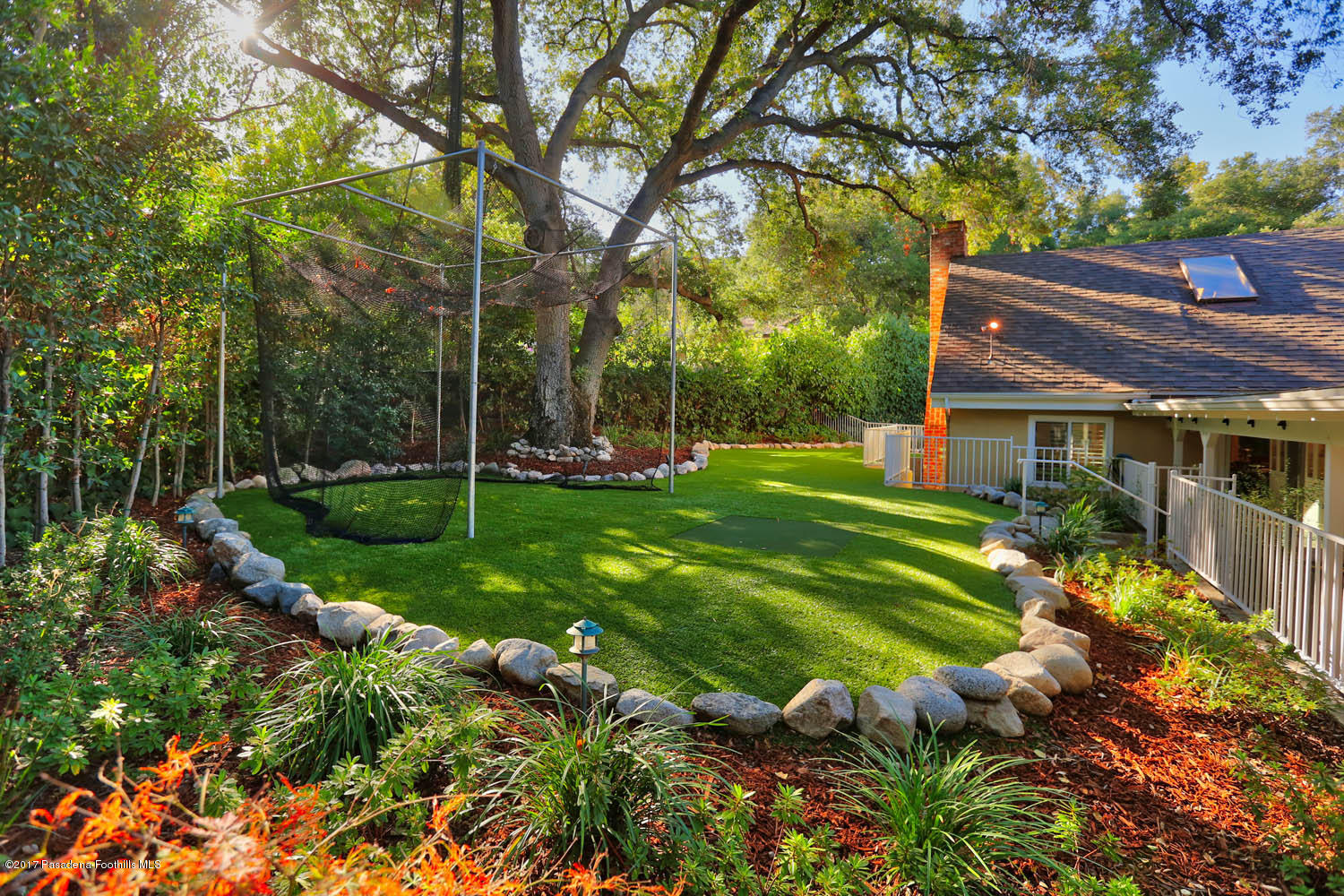 532 Whiting Woods Road Glendale, CA 91208 - Photo 33 of 47 MLS_a_IMG_7585_HDR