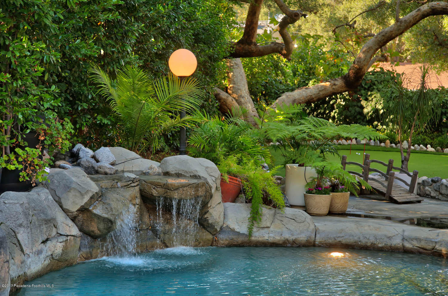 532 Whiting Woods Road Glendale, CA 91208 - Photo 44 of 47 MLS_IMG_7002_HDR