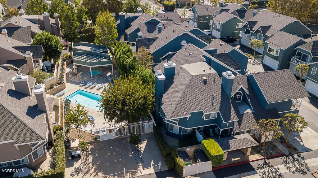 1818 Rory Lane, Unit 8 Simi Valley, CA 93063 - Photo 29 of 31 an aerial view of residential houses with outdoor space