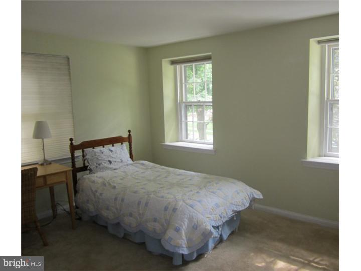 547 Howe Road Merion Station, PA 19066 - Photo 8 of 9