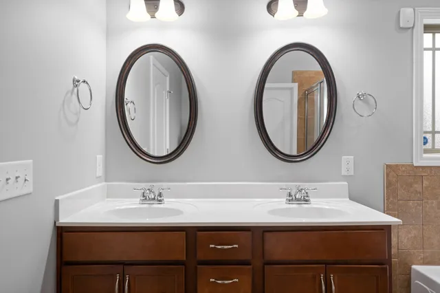 $2,300 | 1389 Judge Tyler Drive, Clarksville, TN 37043