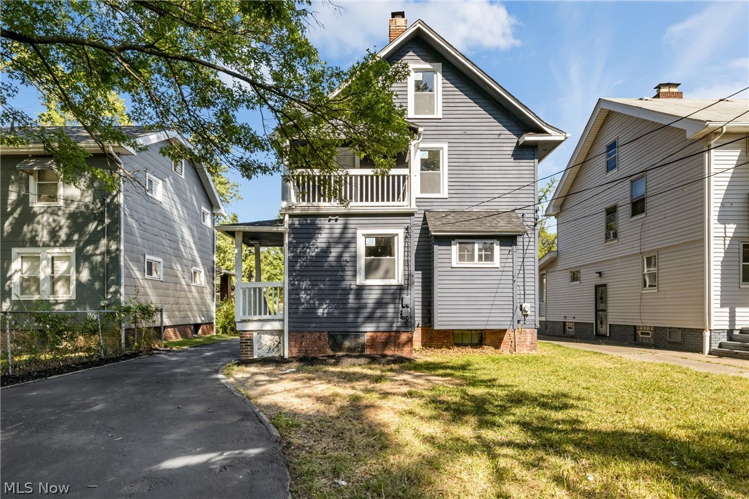 940 Nela View Road Cleveland Heights, OH 44112 - Photo 6 of 32
