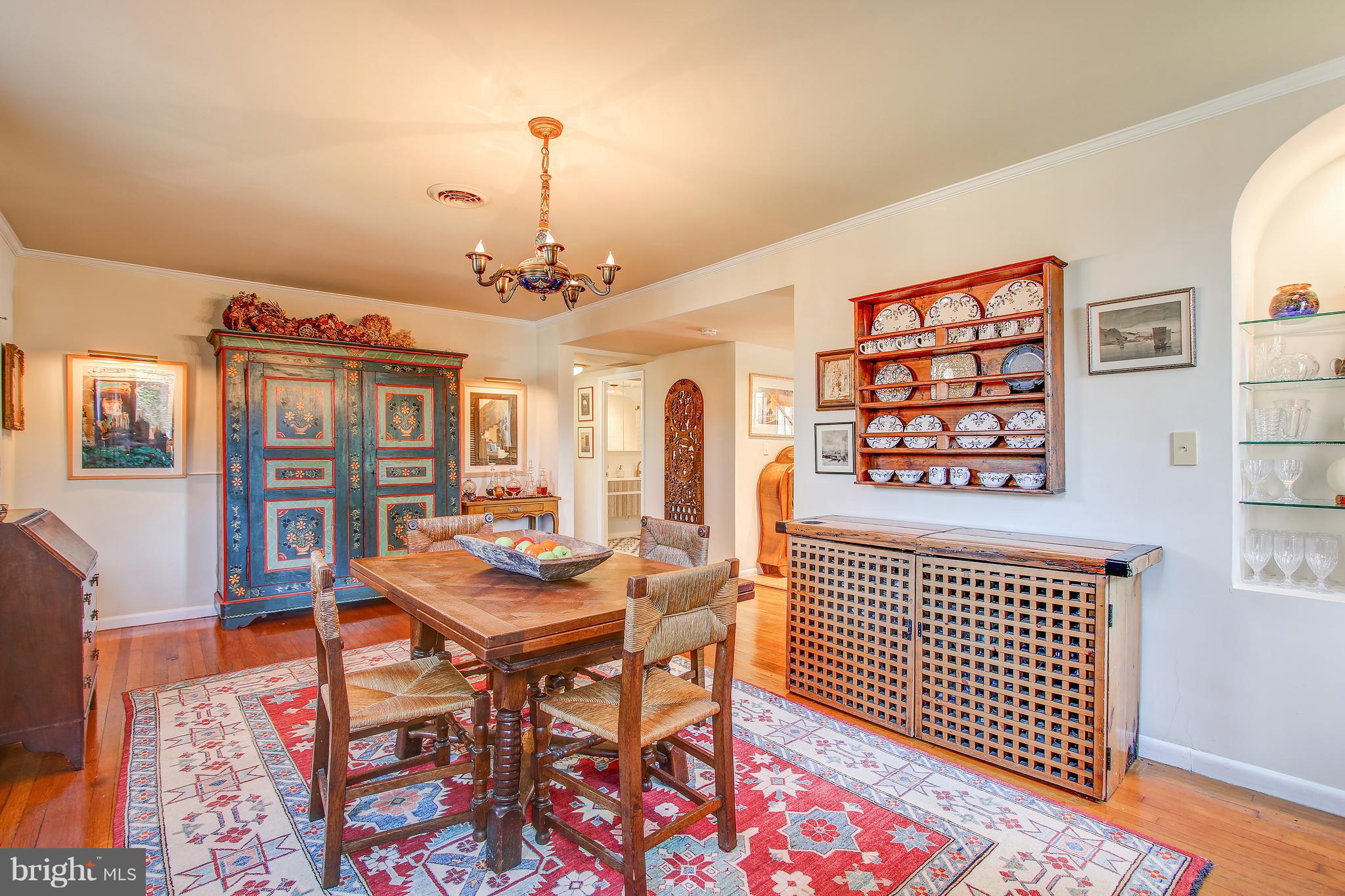 5624 Greentree Road Bethesda, MD 20817 - Photo 3 of 38 Dining Room