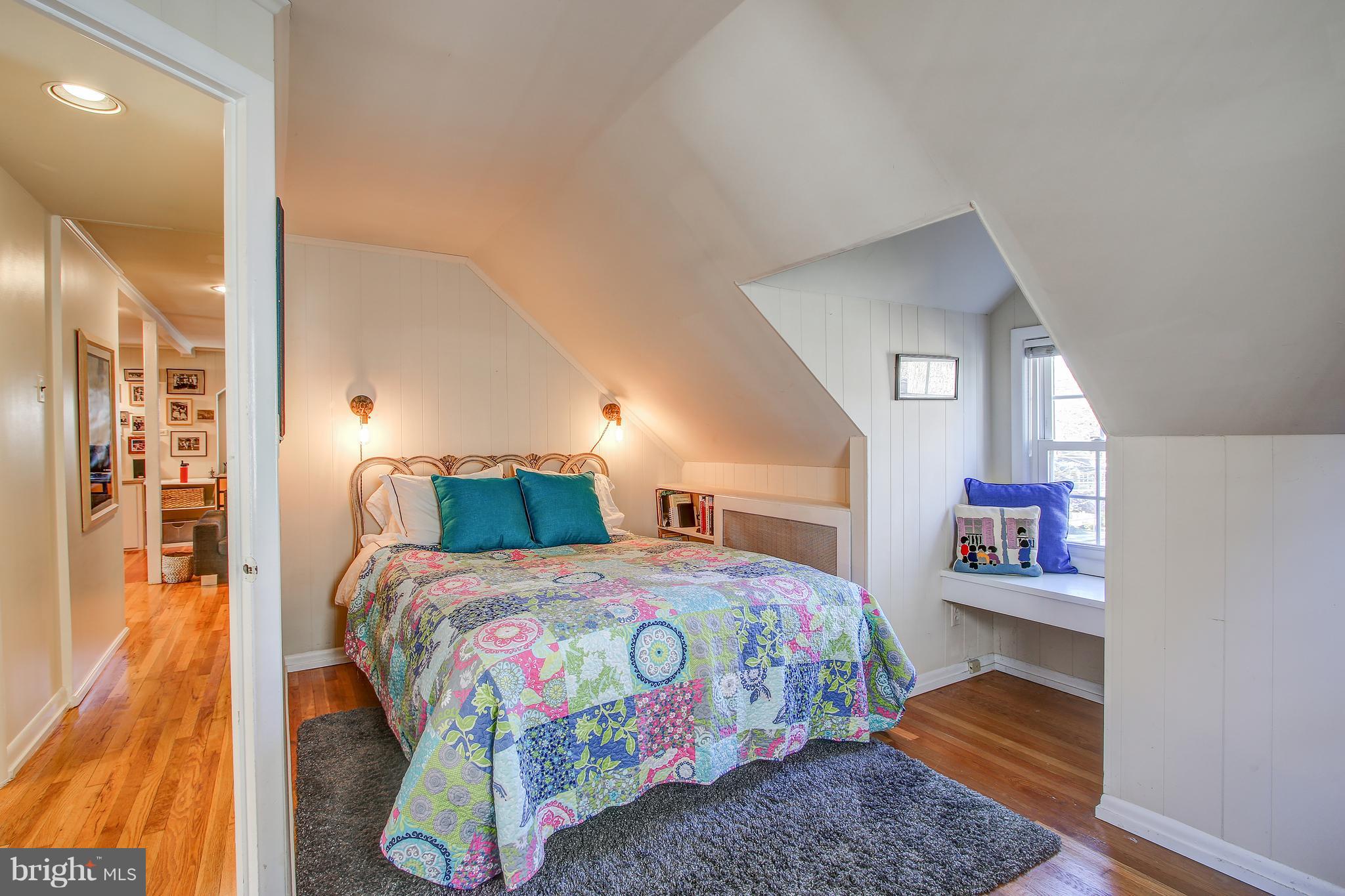 5624 Greentree Road Bethesda, MD 20817 - Photo 22 of 38 Bedroom