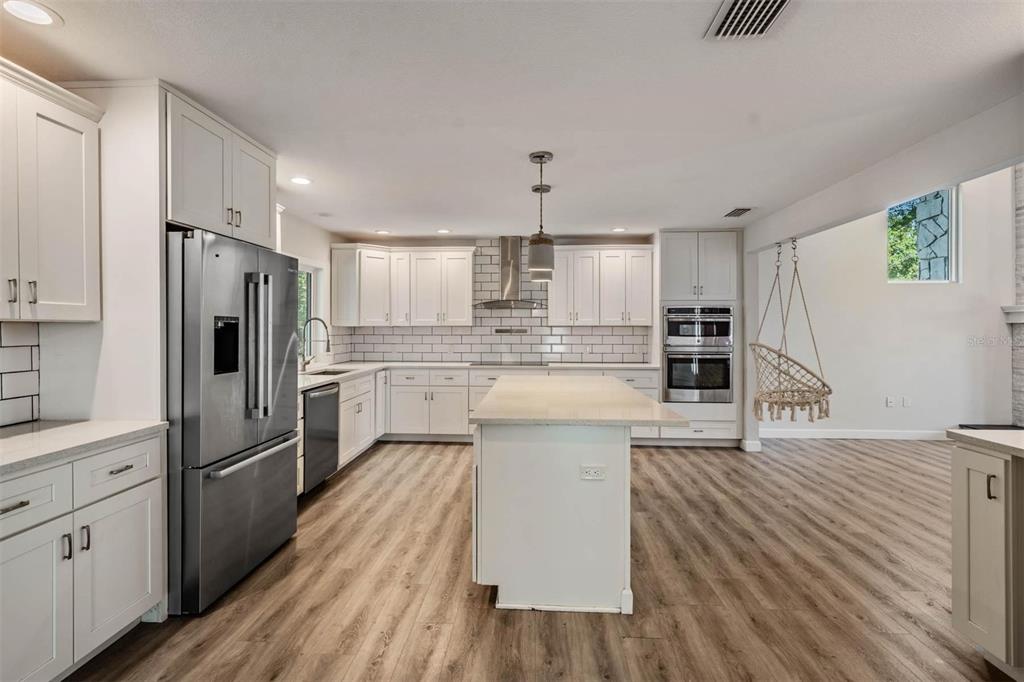3304 Moran Road Tampa, FL 33618 - Photo 13 of 49
