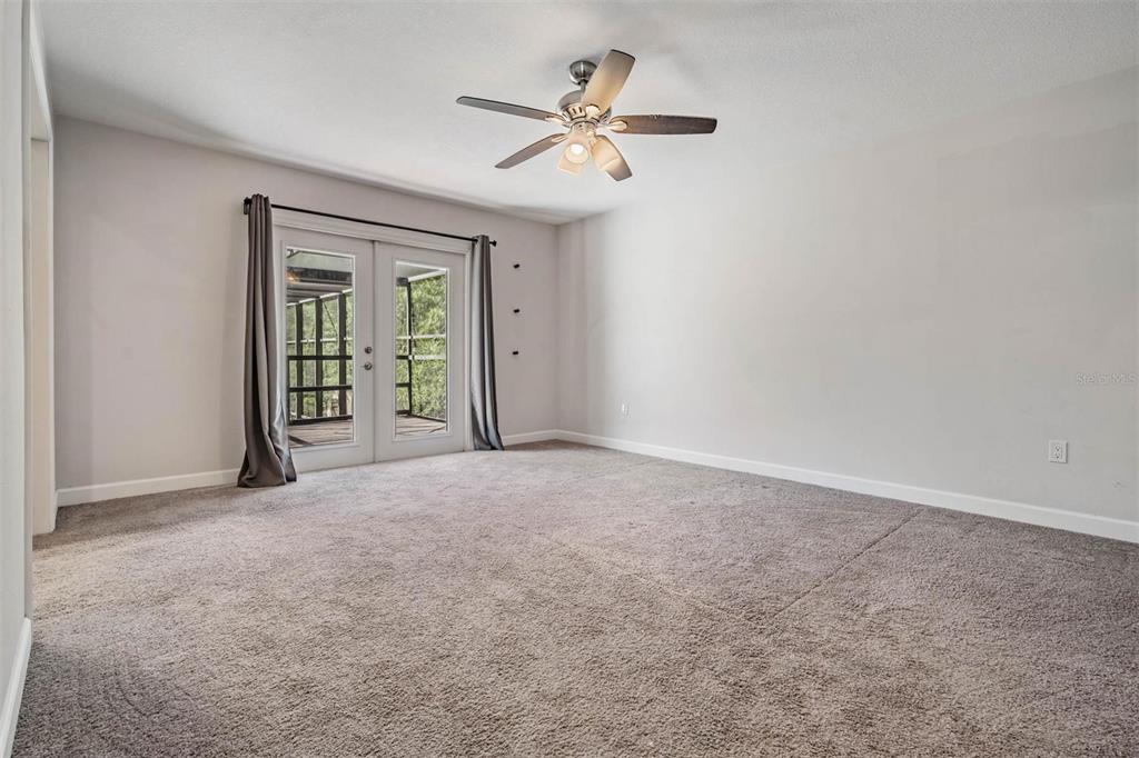 3304 Moran Road Tampa, FL 33618 - Photo 28 of 49