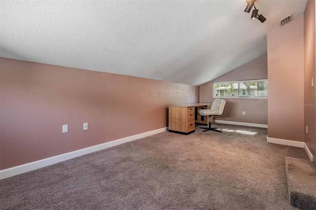 3304 Moran Road Tampa, FL 33618 - Photo 38 of 49