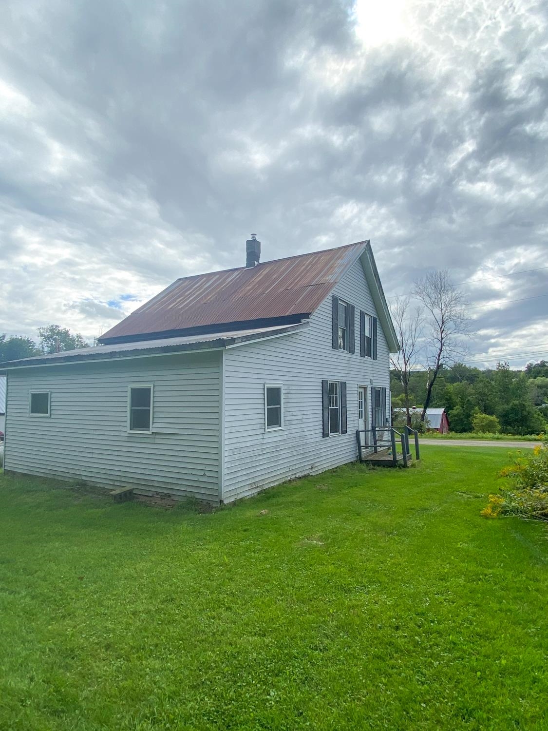 25 Johnny Cake Avenue Lunenburg, VT 05906 - Photo 13 of 19