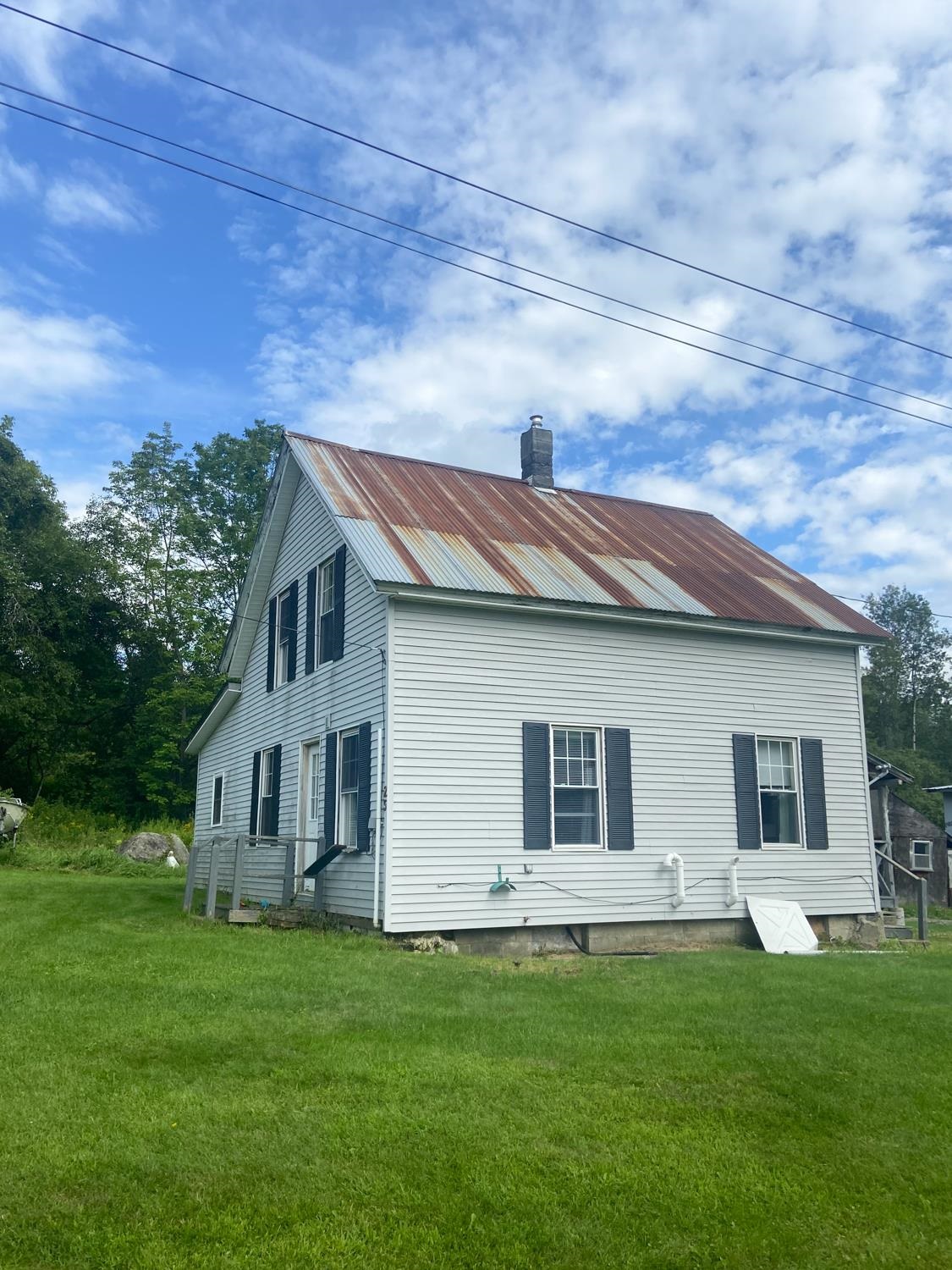 25 Johnny Cake Avenue Lunenburg, VT 05906 - Photo 2 of 19
