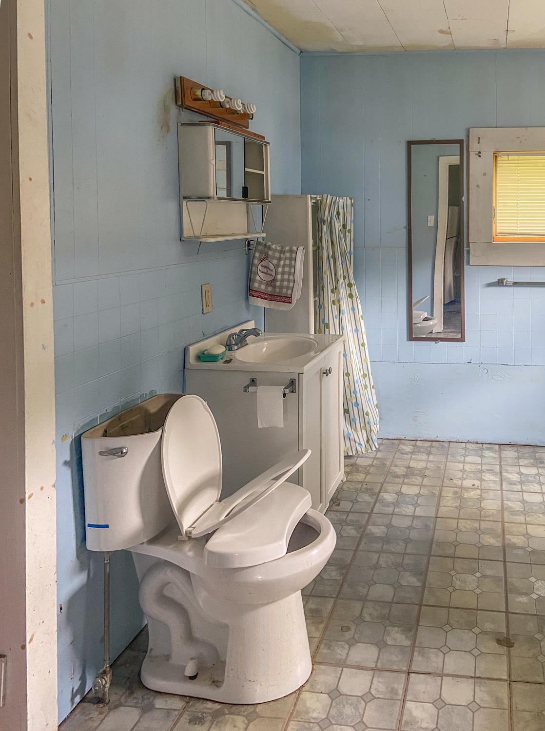 25 Johnny Cake Avenue Lunenburg, VT 05906 - Photo 4 of 19